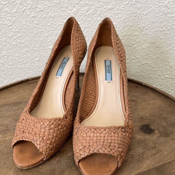 Prada Leather Woven Peep Open Toe Pump Heels Women's Size 38 US 8 - Picture 4 of 9